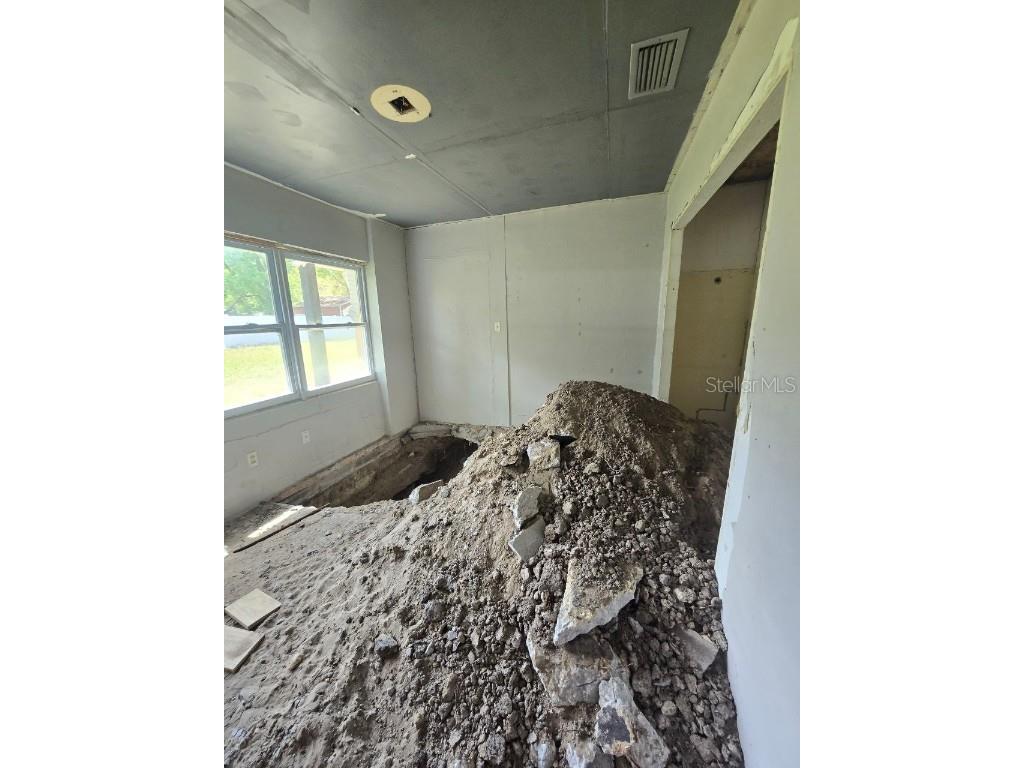 1211 NE 4th Street Mulberry FL 33860 TB8370922 image10