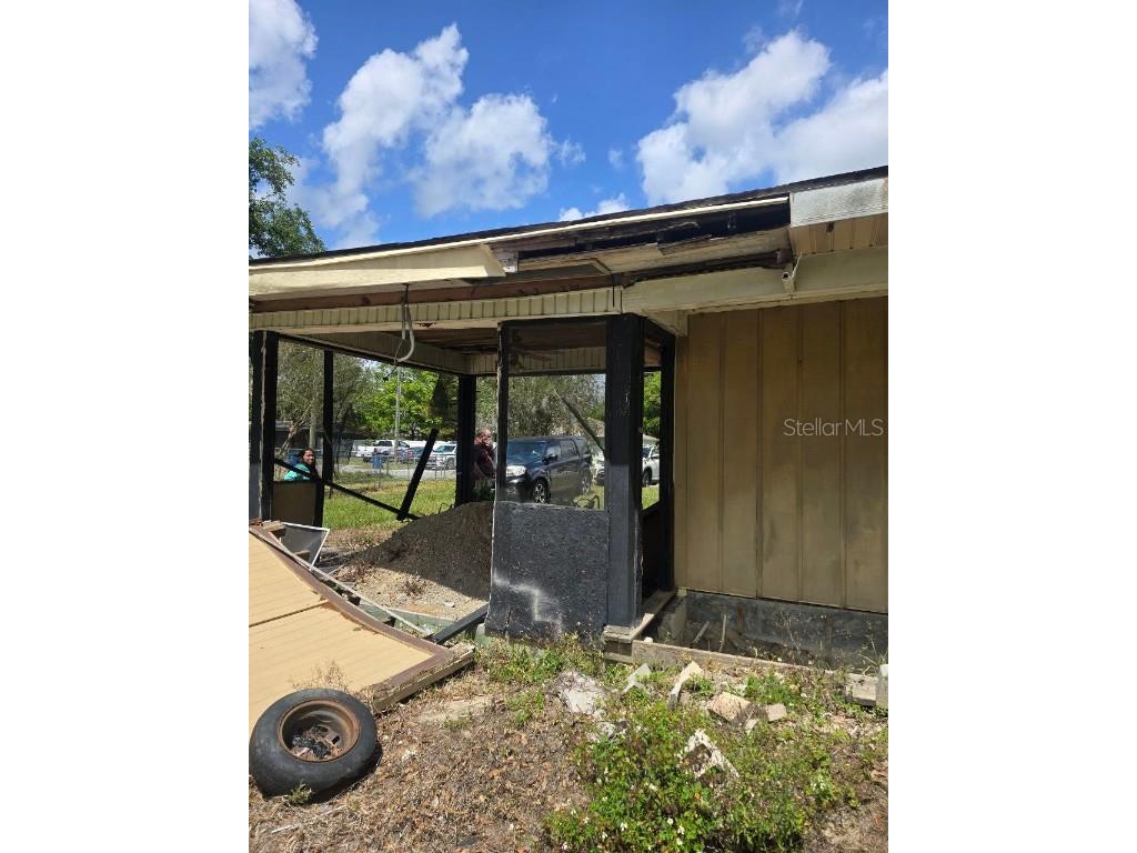 1211 NE 4th Street Mulberry FL 33860 TB8370922 image2