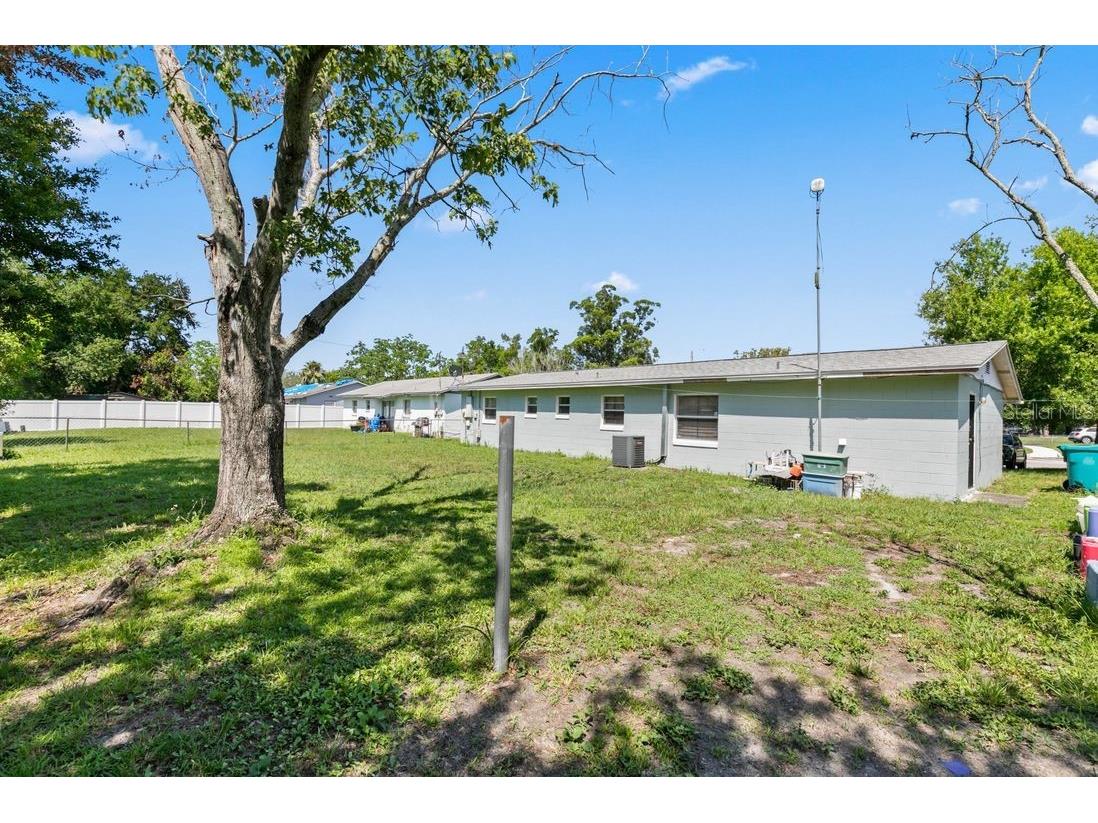 1211 Poppy Avenue Orlando FL 32811 O6423701 image2