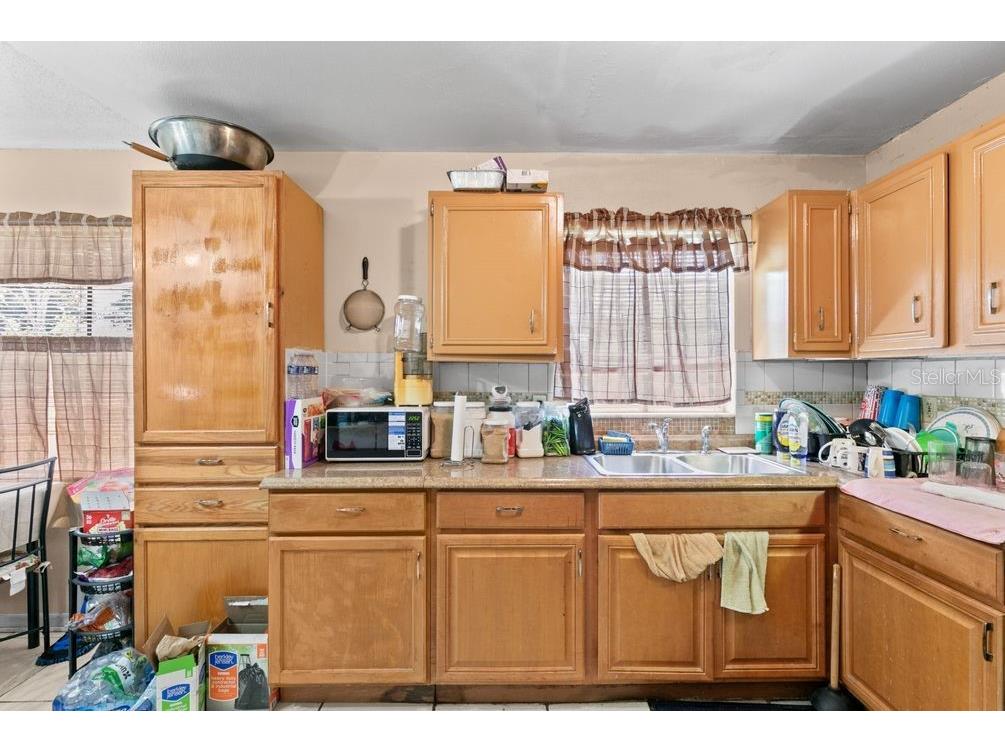 1211 Poppy Avenue Orlando FL 32811 O6423701 image3