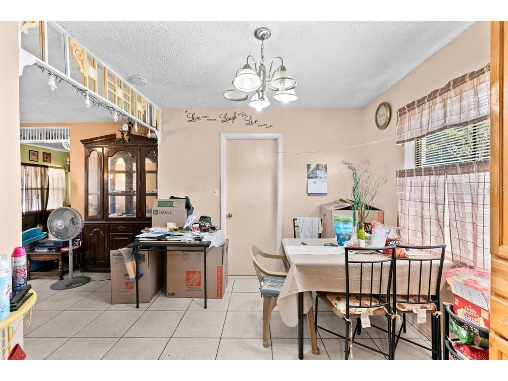 1211 Poppy Avenue Orlando FL 32811 O6423701 image4