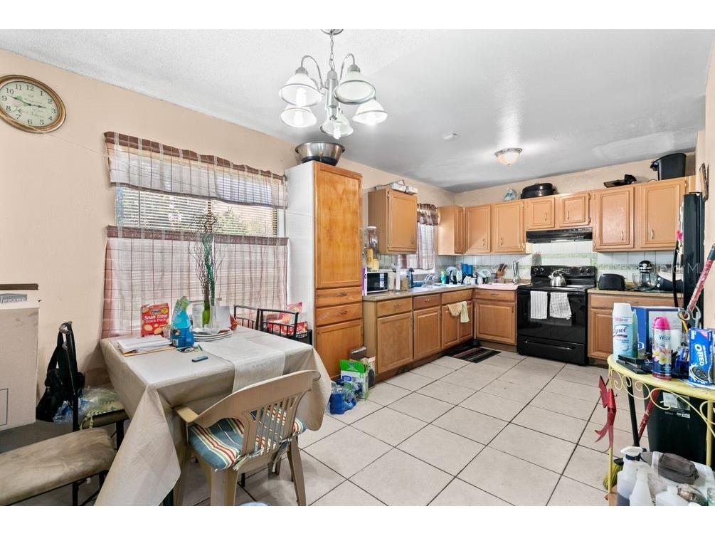 1211 Poppy Avenue Orlando FL 32811 O6423701 image7