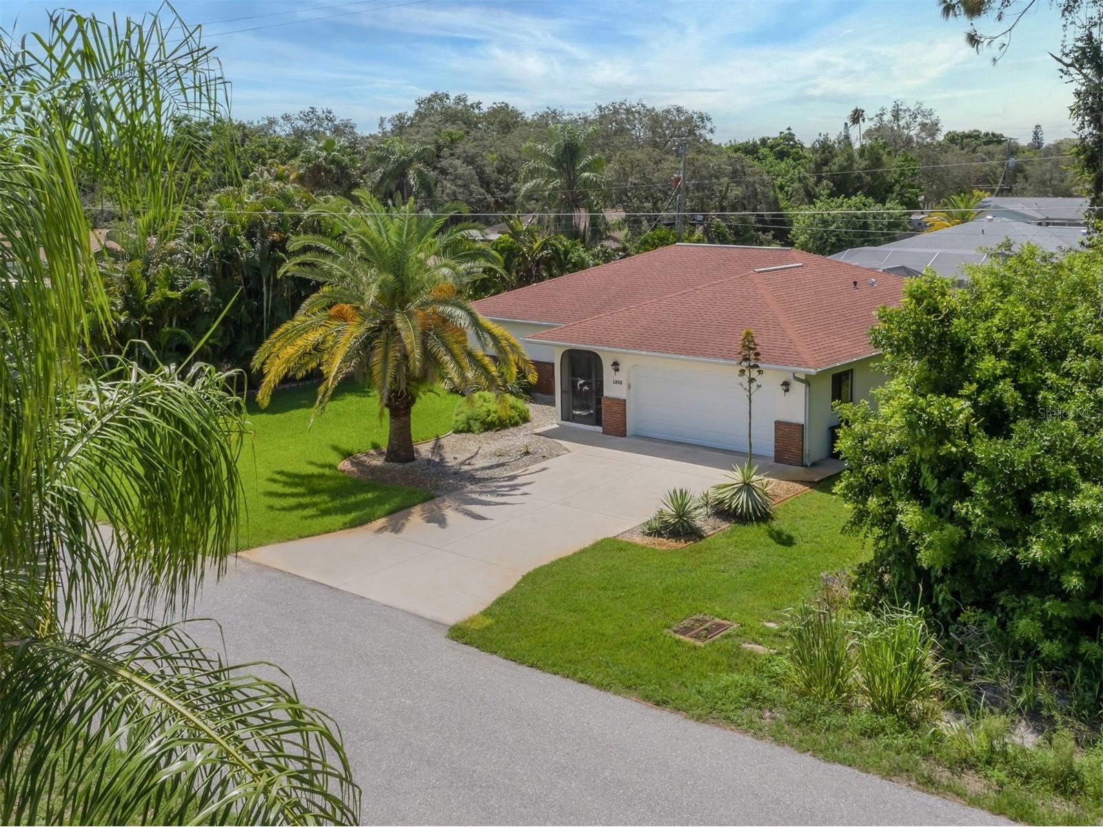 1211 Southland Road Venice FL 34293 N6132170 image2