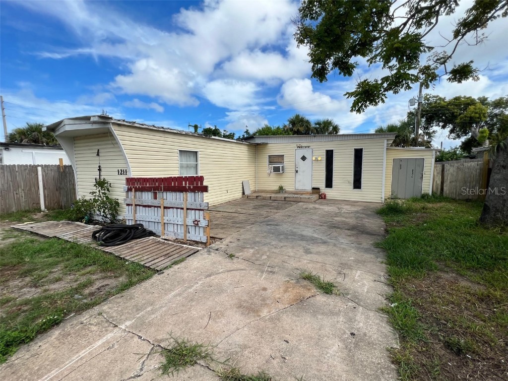 1211 Vagabond Drive Port Orange FL 32127 O6217909 image1