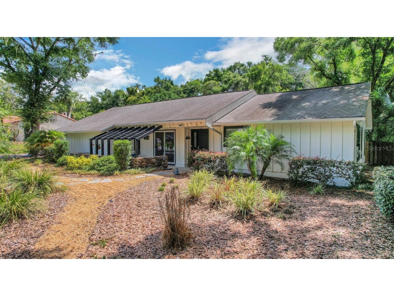 1211 W Crooked Lake Place Eustis FL 32726 - West Crooked Lake O6207797 image1