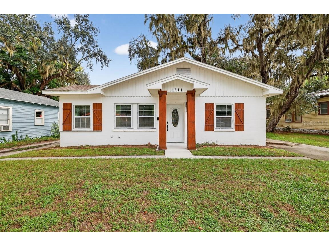 1211 W Dixie Avenue Leesburg FL 34748 G5102951 image1