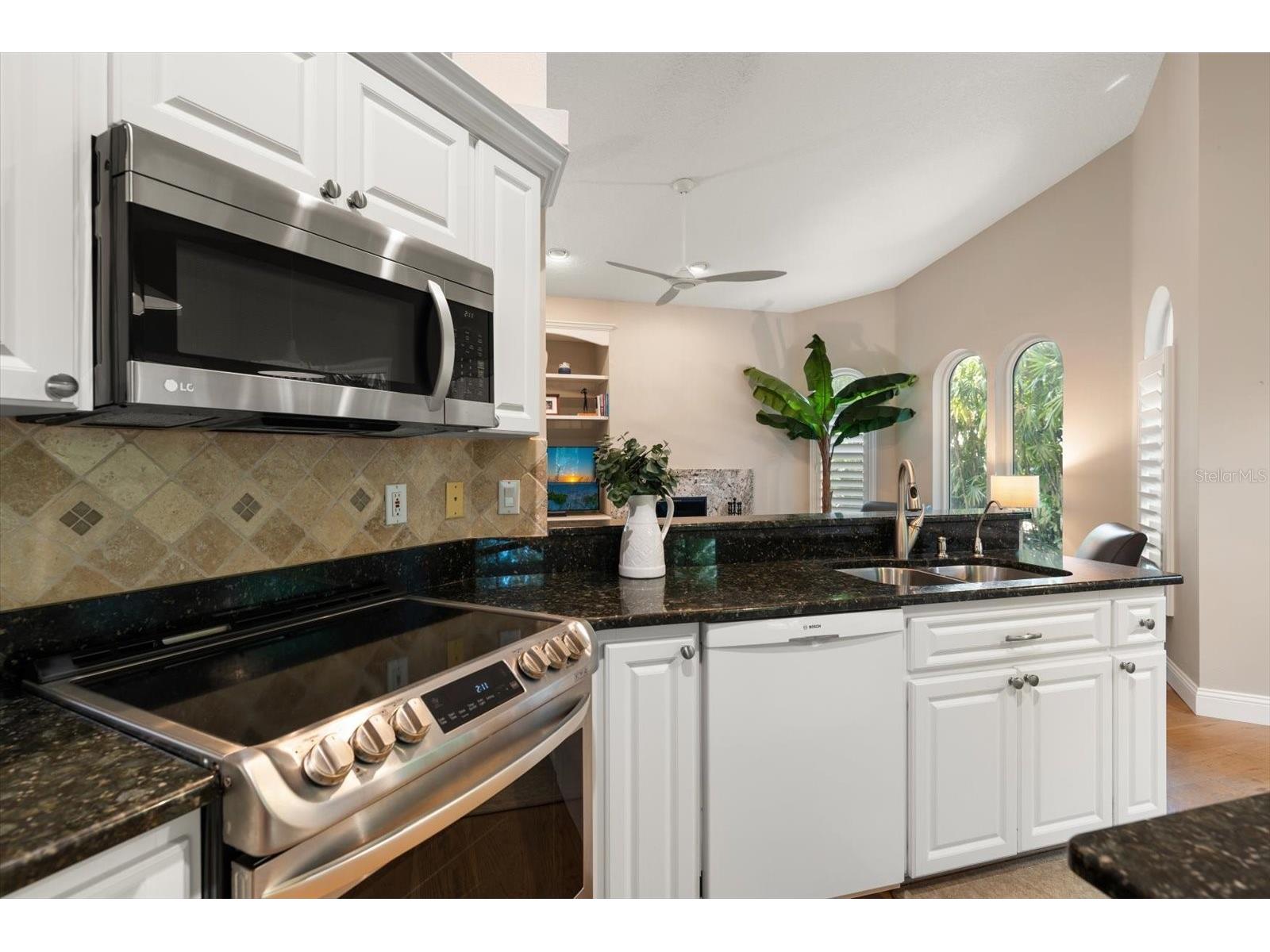 1211 Willowick Circle Safety Harbor FL 34695 TB8497903 image13