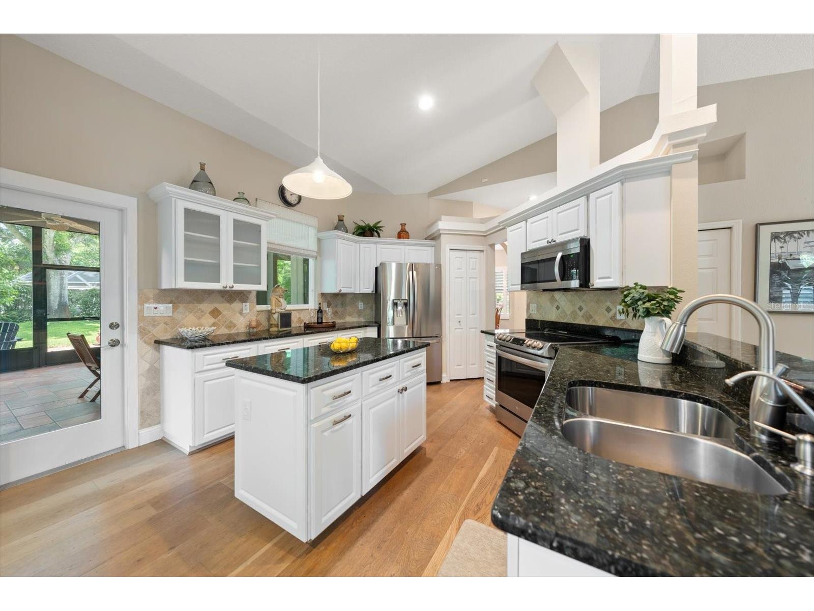 1211 Willowick Circle Safety Harbor FL 34695 TB8497903 image14