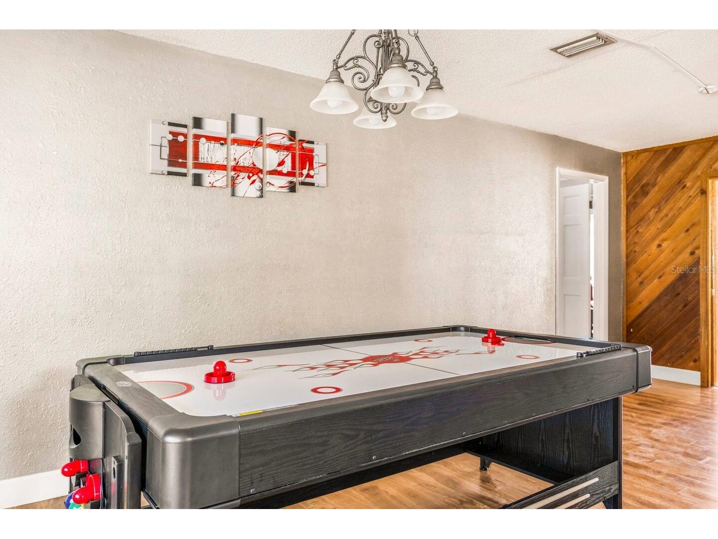 12110 93rd Way Largo FL 33773 TB8468871 image12