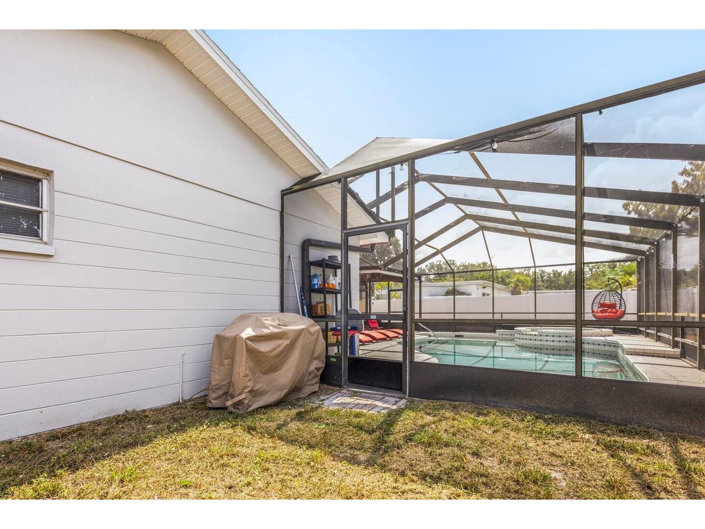 12110 93rd Way Largo FL 33773 TB8468871 image22