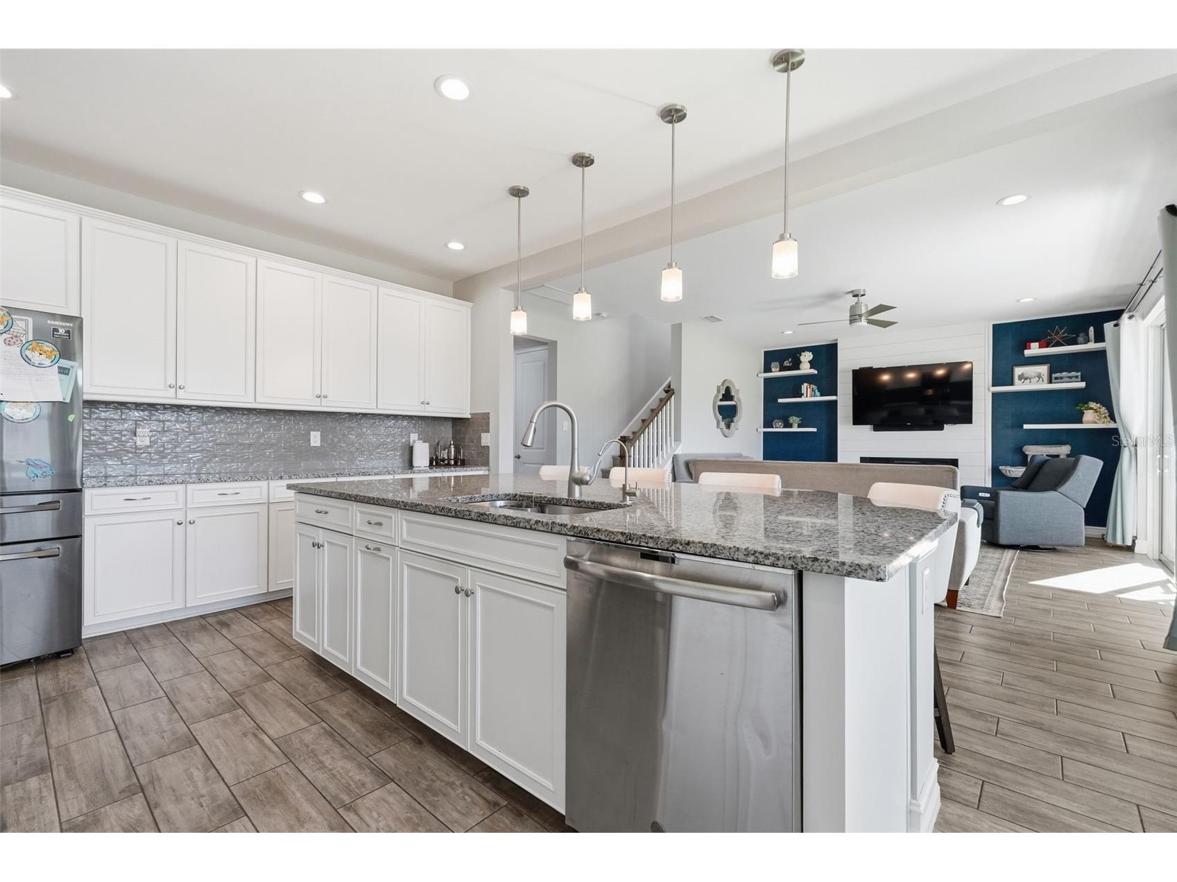 12112 Rustic River Way Tampa FL 33635 TB8484843 image6