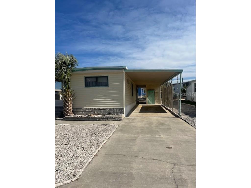 12114 Horseshoe Lane Hudson FL 34667 W7870515 image1