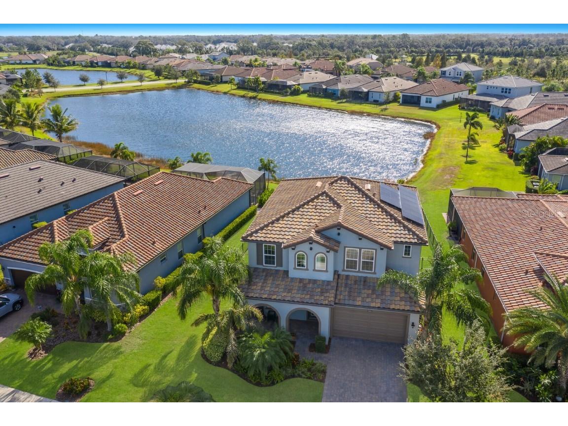 12114 Perennial Place Lakewood Ranch FL 34211 A4594143 image1