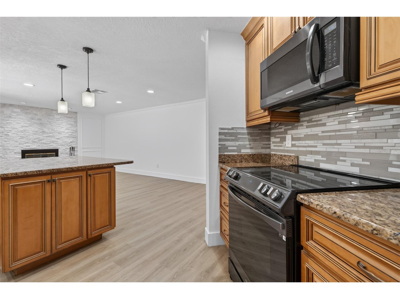 12114 Rhonda Terrace Seminole FL 33772 TB8520495 image17