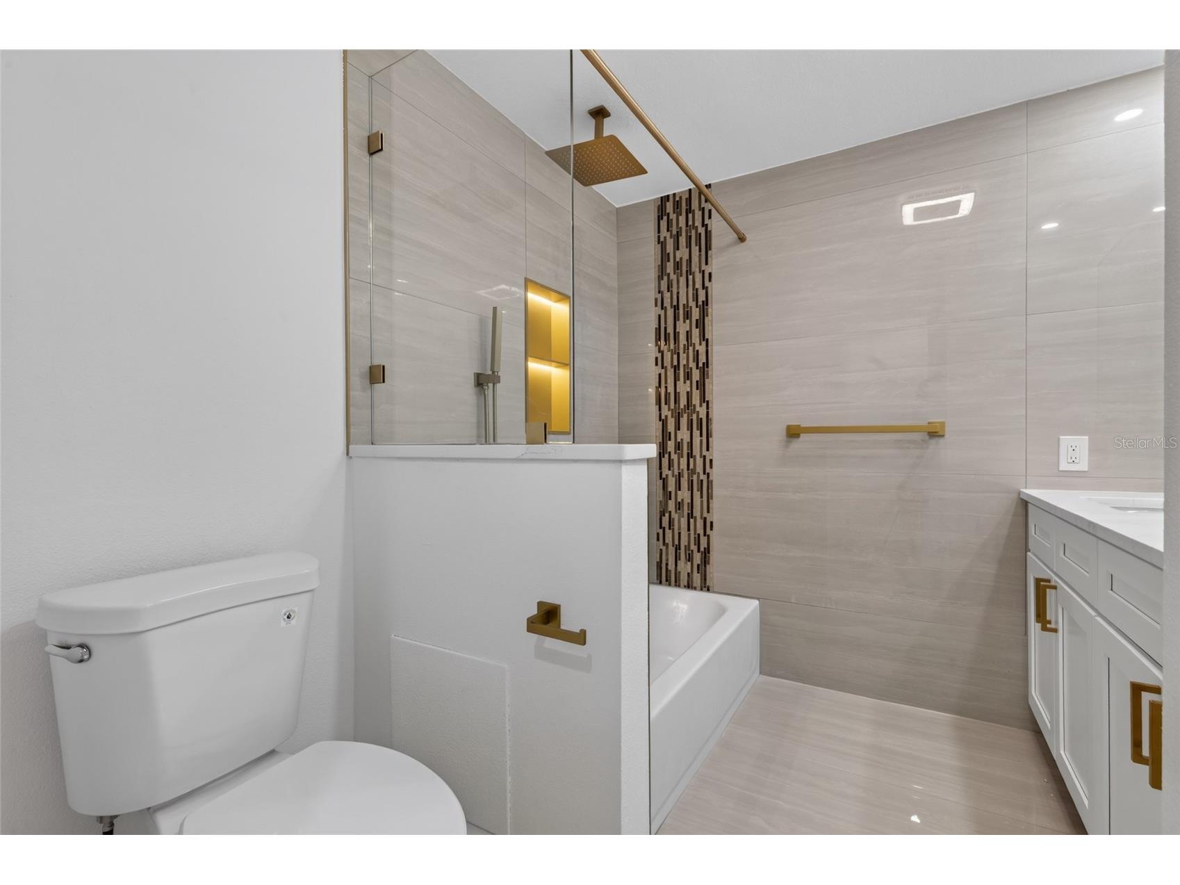 12114 Rhonda Terrace Seminole FL 33772 TB8520495 image24