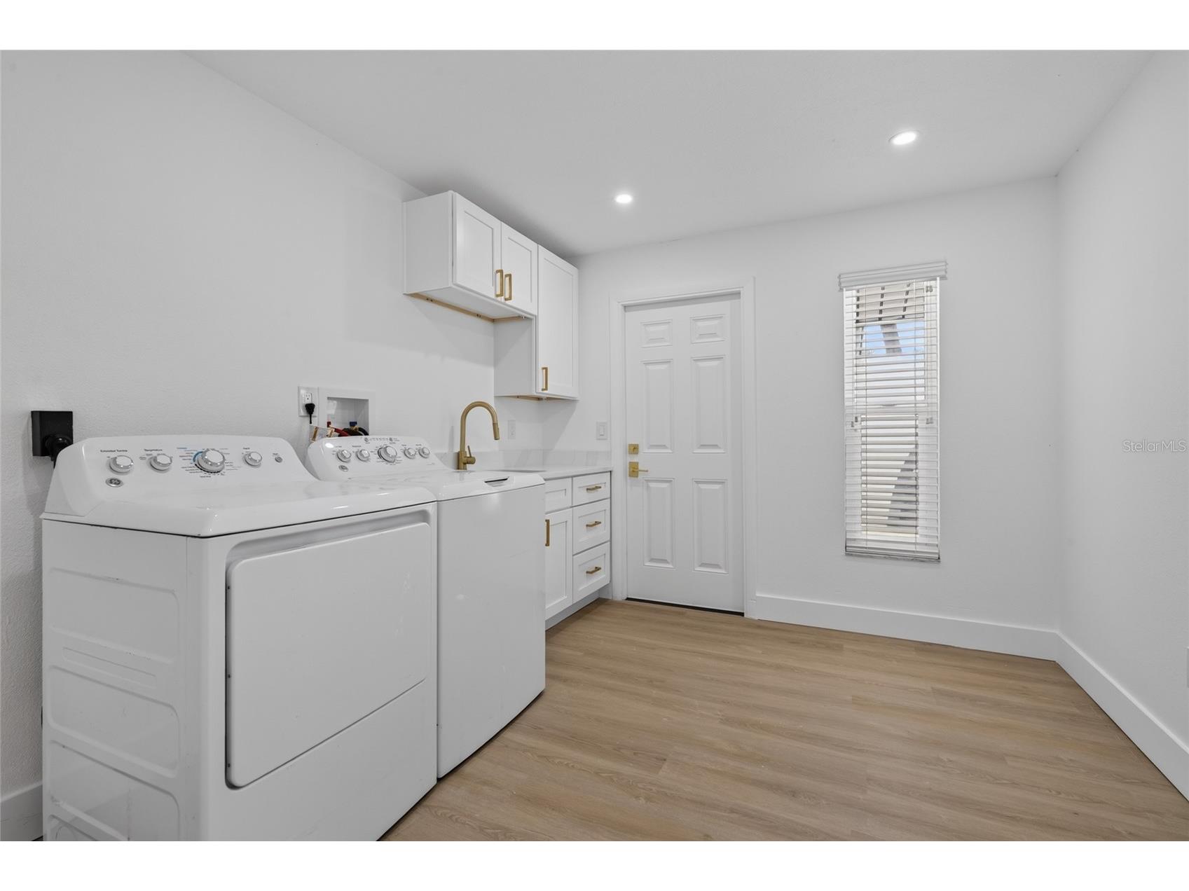 12114 Rhonda Terrace Seminole FL 33772 TB8520495 image27