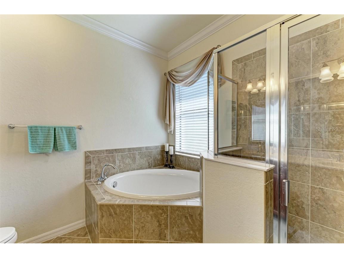 12115 Amica Loop Venice FL 34293 TB8424130 image24