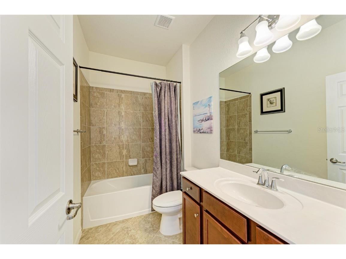 12115 Amica Loop Venice FL 34293 TB8424130 image29