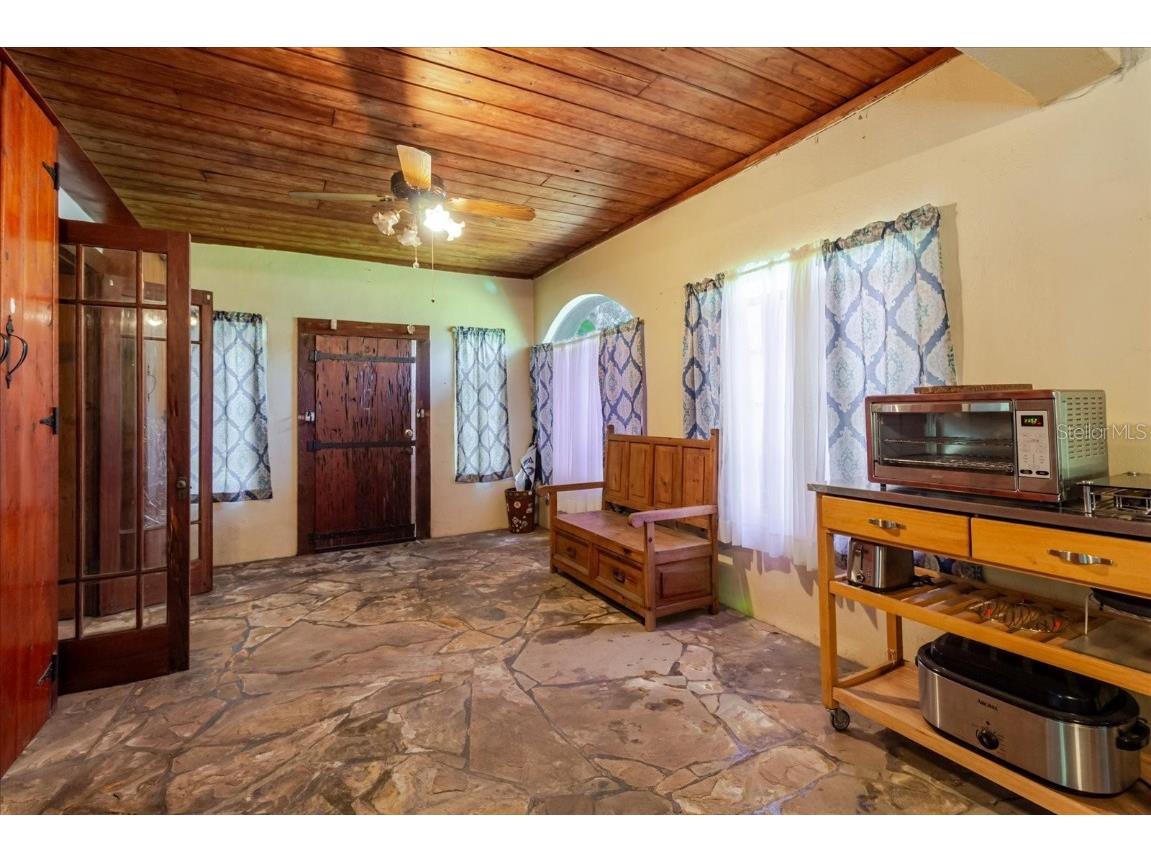 12115 S Us Hwy 41 Gibsonton FL 33534 TB8409141 image13