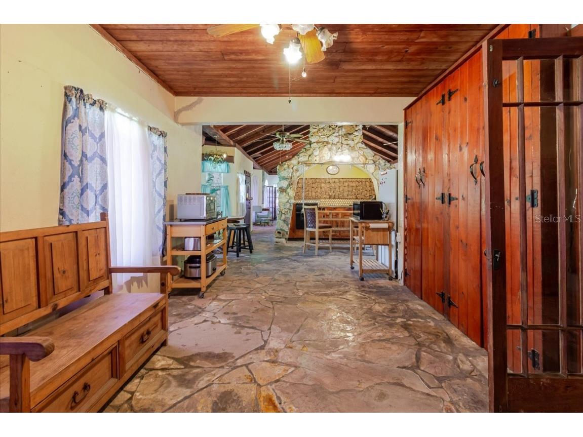 12115 S Us Hwy 41 Gibsonton FL 33534 TB8409141 image16