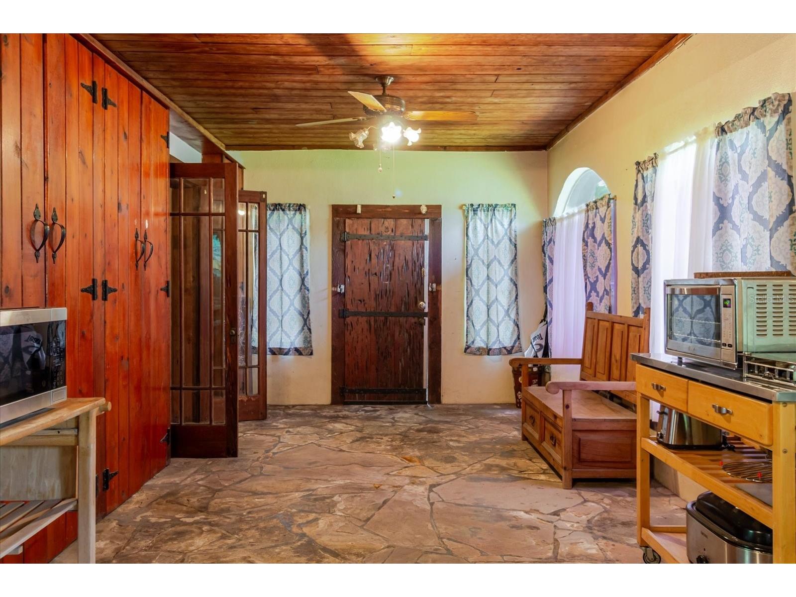 12115 S Us Hwy 41 Gibsonton FL 33534 TB8480347 image9