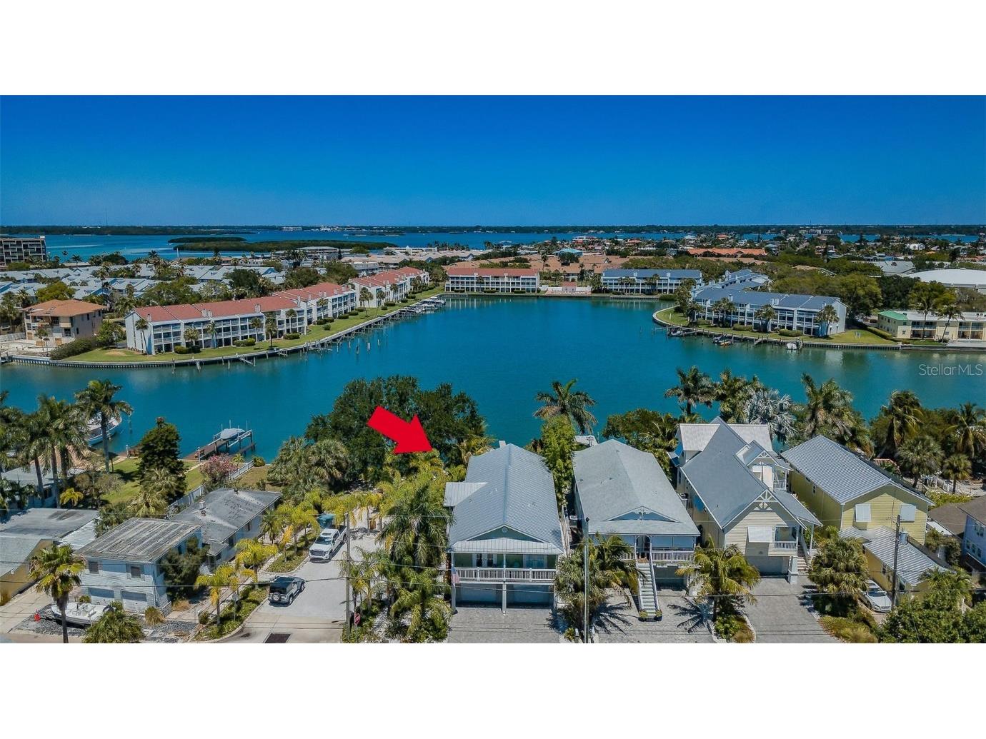 12116 Lagoon Lane Treasure Island FL 33706 - BOCA CIEGA BAY U8197900 image1