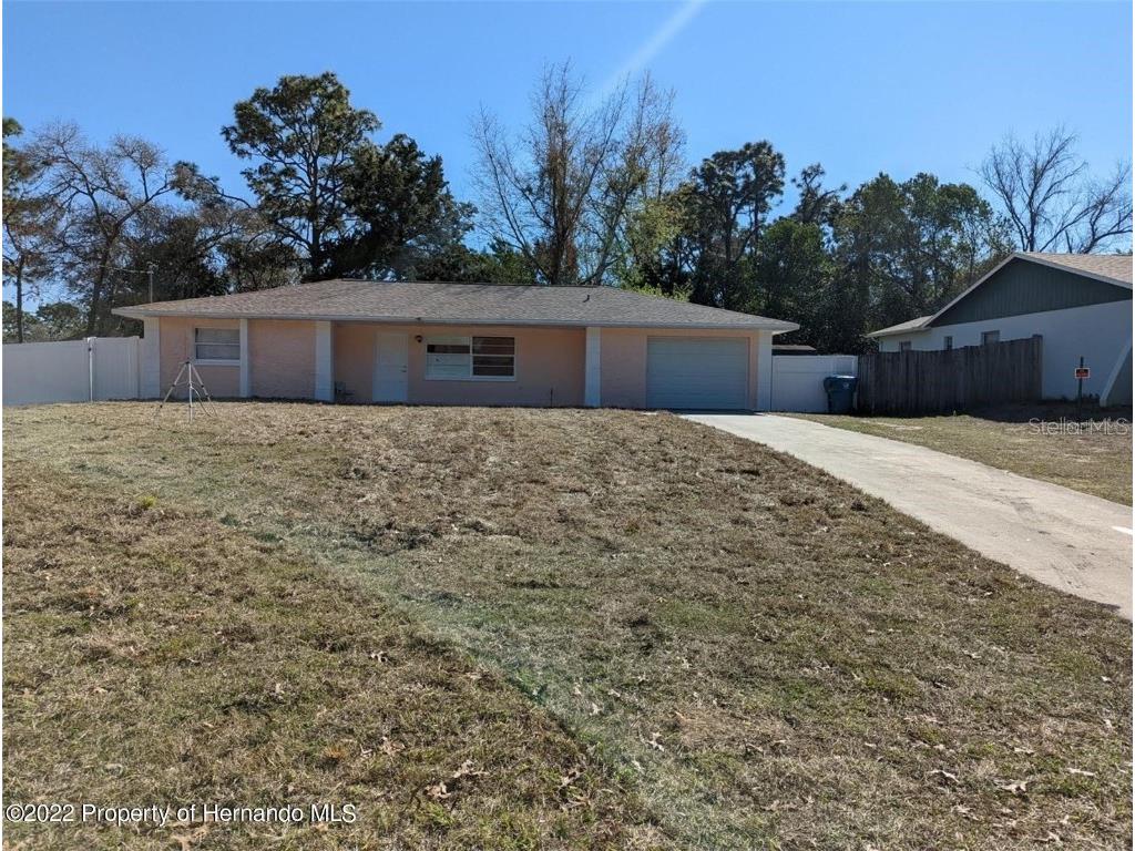 12116 Lamont Drive Spring Hill FL 34608 W7875099 image1