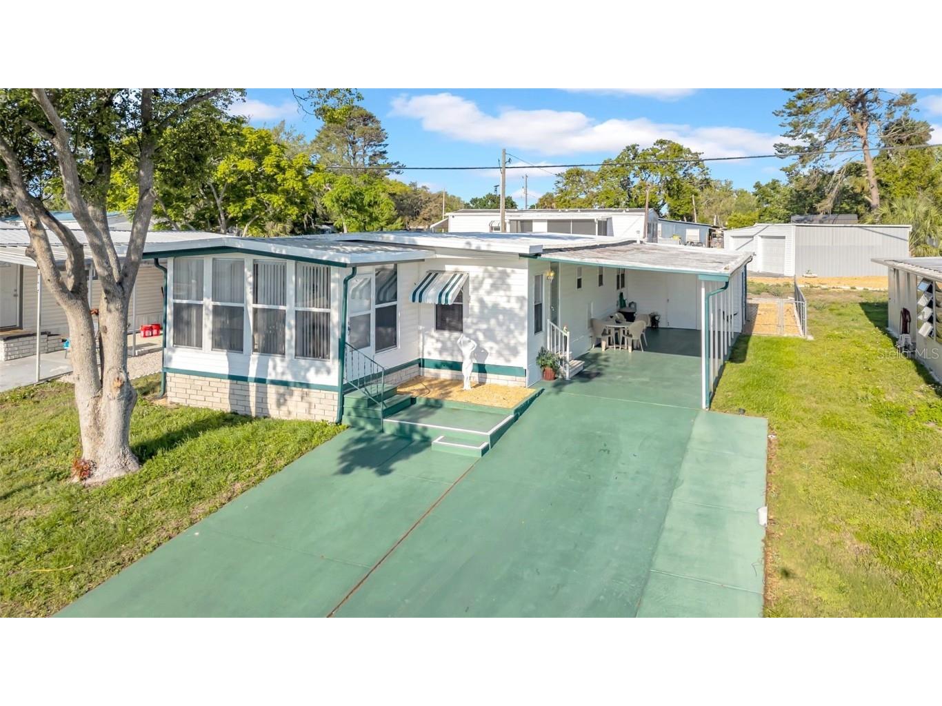 12117 Pawnee Drive Hudson FL 34667 W7874736 image1