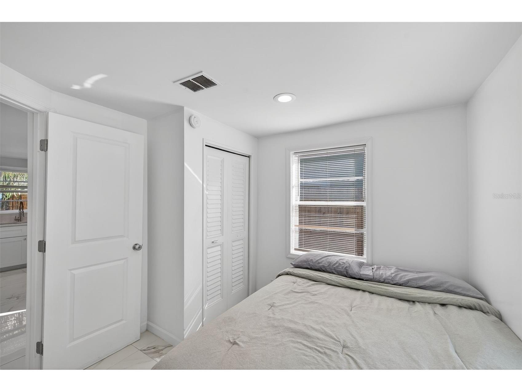 1212 59th Street S Gulfport FL 33707 TB8464739 image17