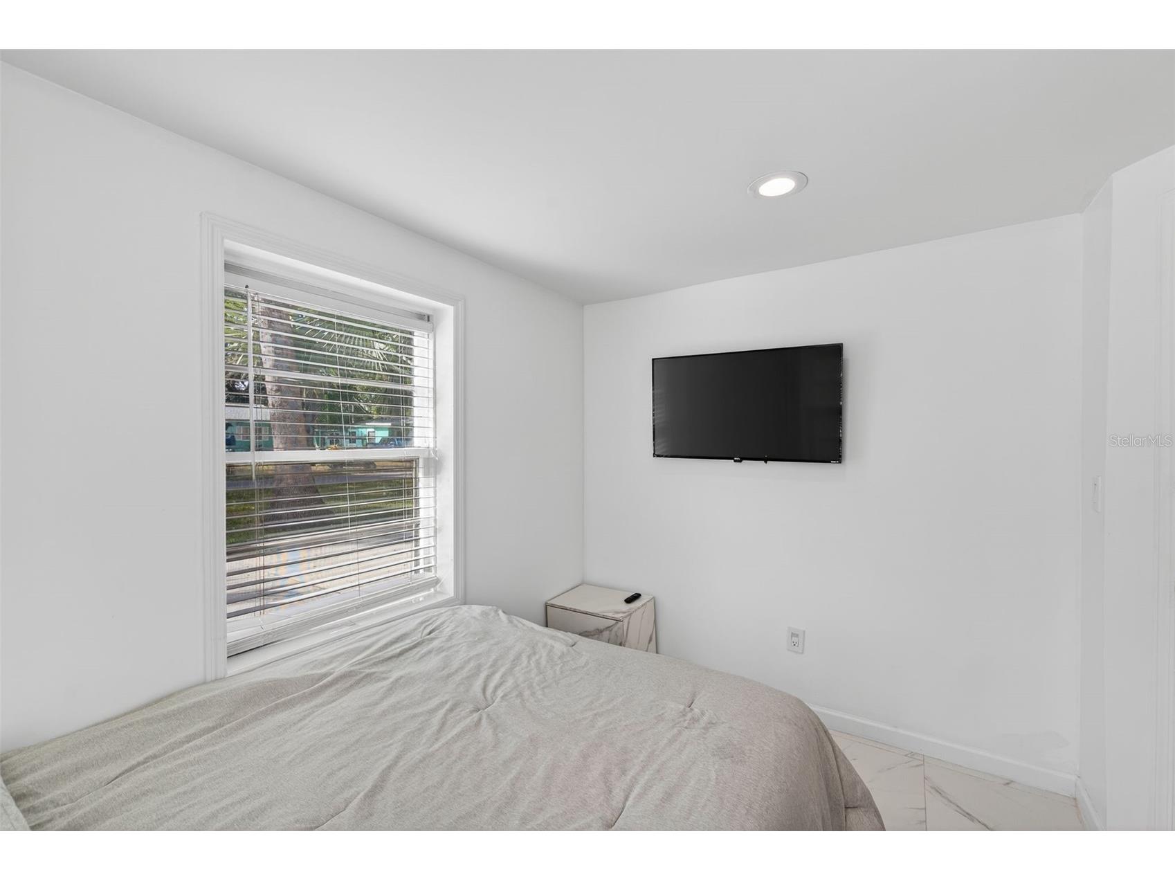 1212 59th Street S Gulfport FL 33707 TB8464739 image23