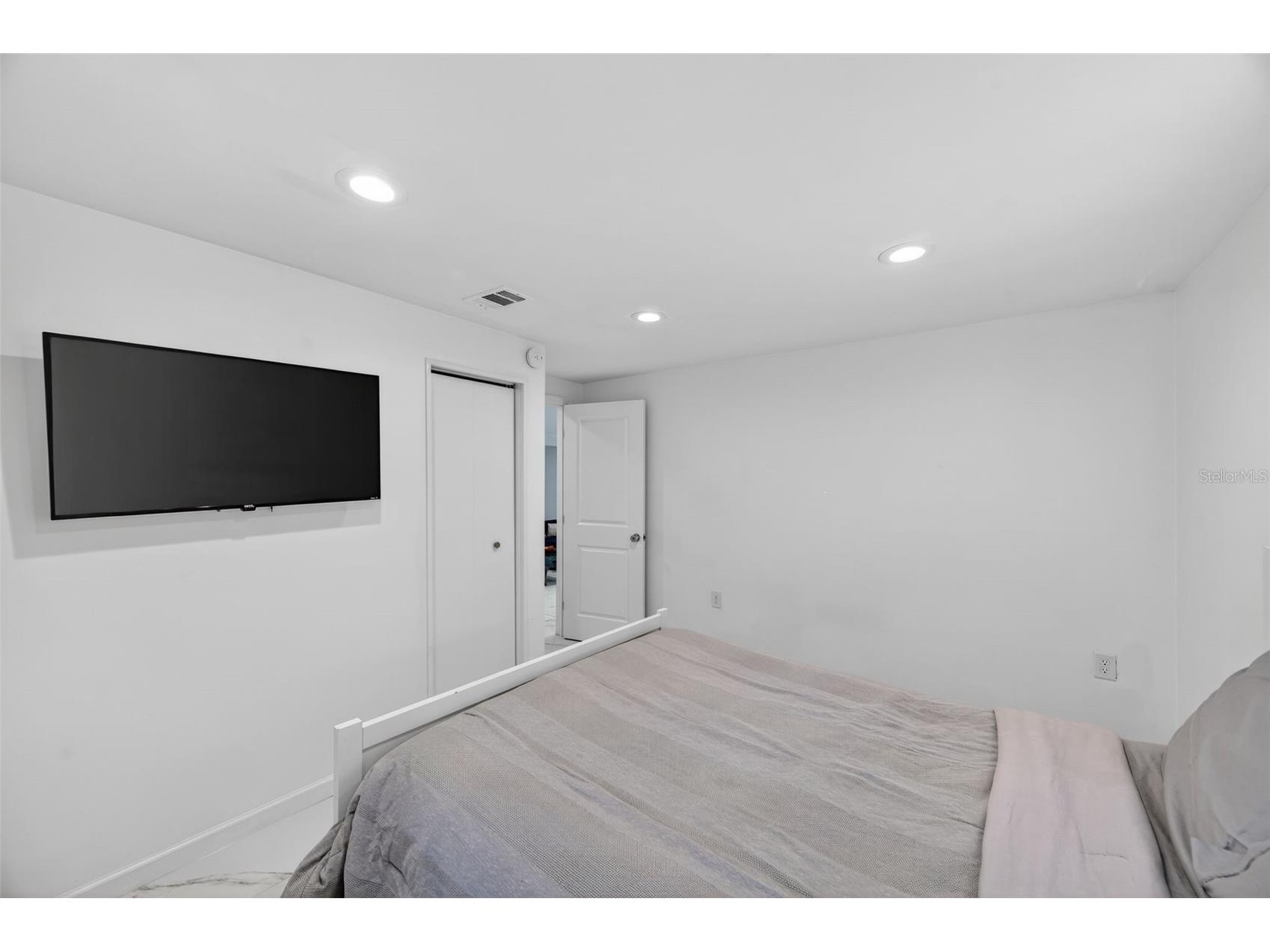 1212 59th Street S Gulfport FL 33707 TB8464739 image26