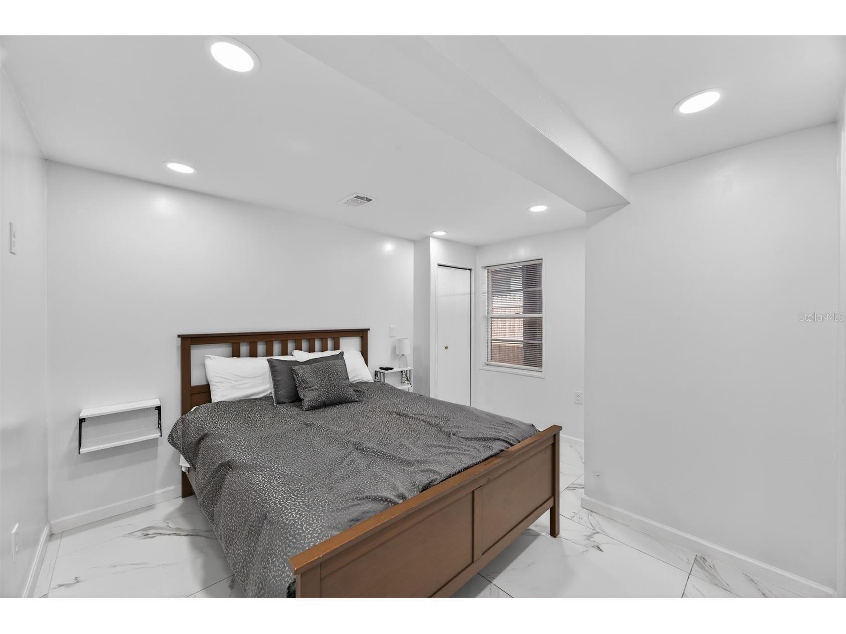 1212 59th Street S Gulfport FL 33707 TB8464739 image27