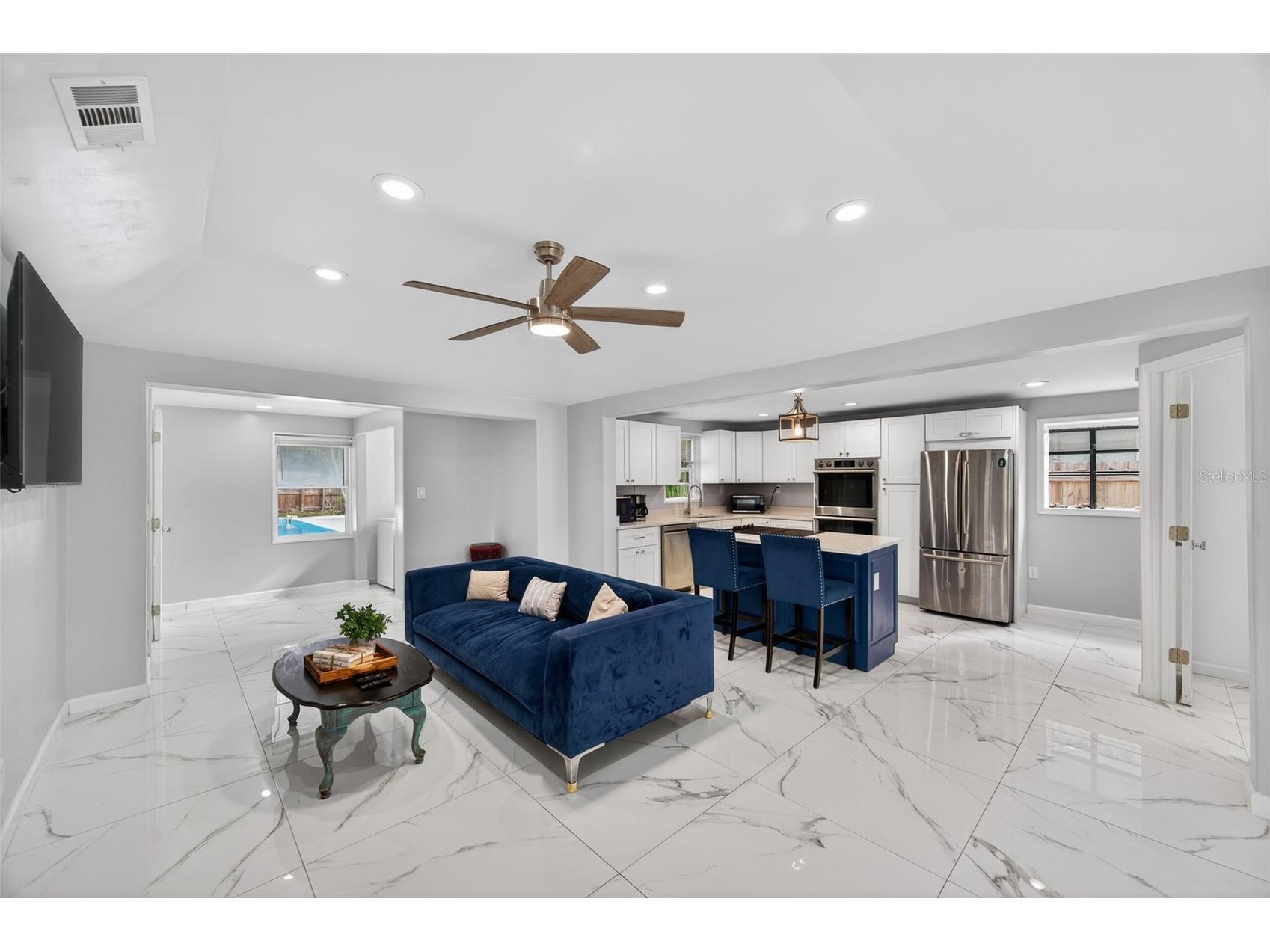 1212 59th Street S Gulfport FL 33707 TB8464739 image3