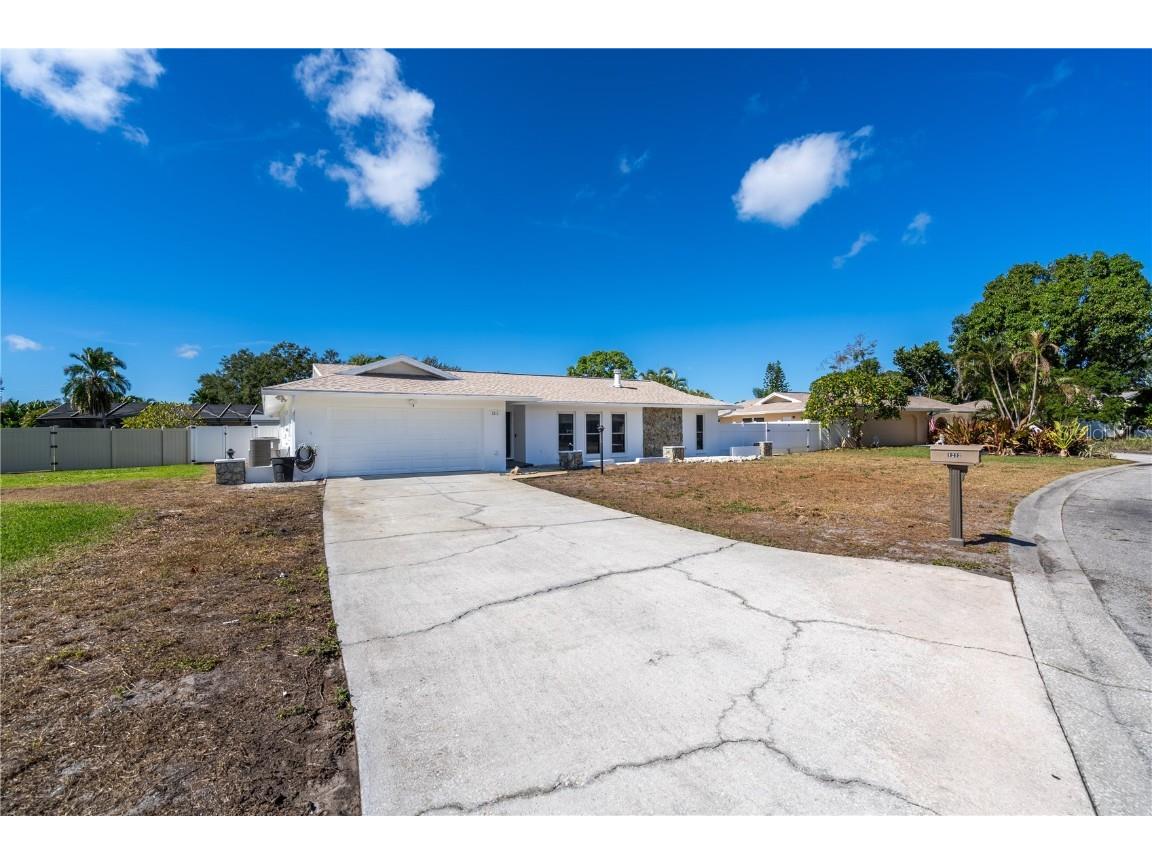 1212 63rd Street NW Bradenton FL 34209 A4593402 image1