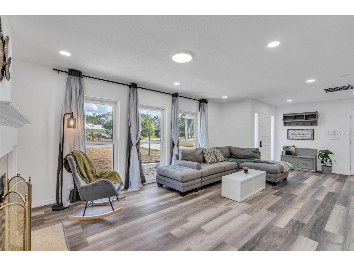 1212 63rd Street NW Bradenton FL 34209 A4593402 image3