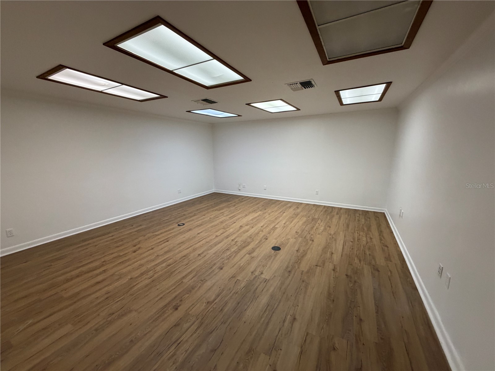 1212 66th Street N Saint Petersburg FL 33710 TB8474338 image24