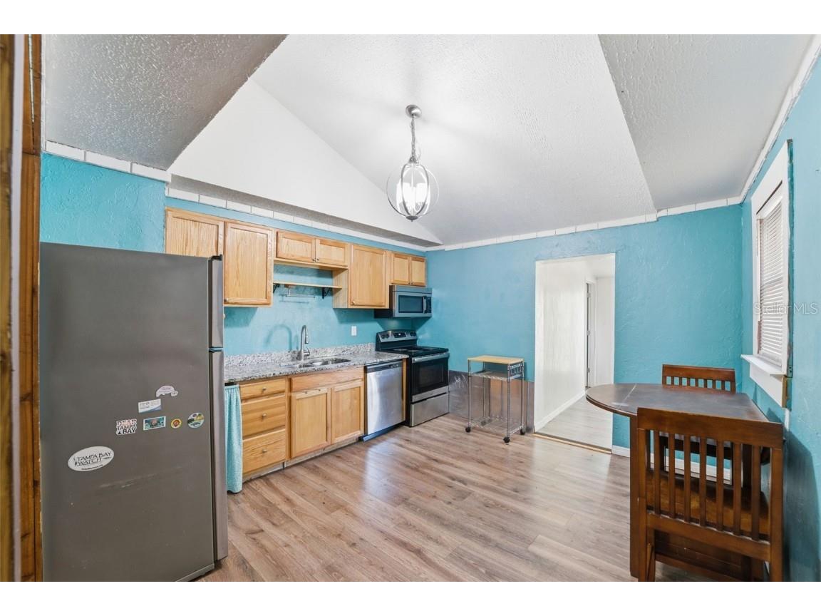 1212 8th Street W Palmetto FL 34221 TB8461707 image15
