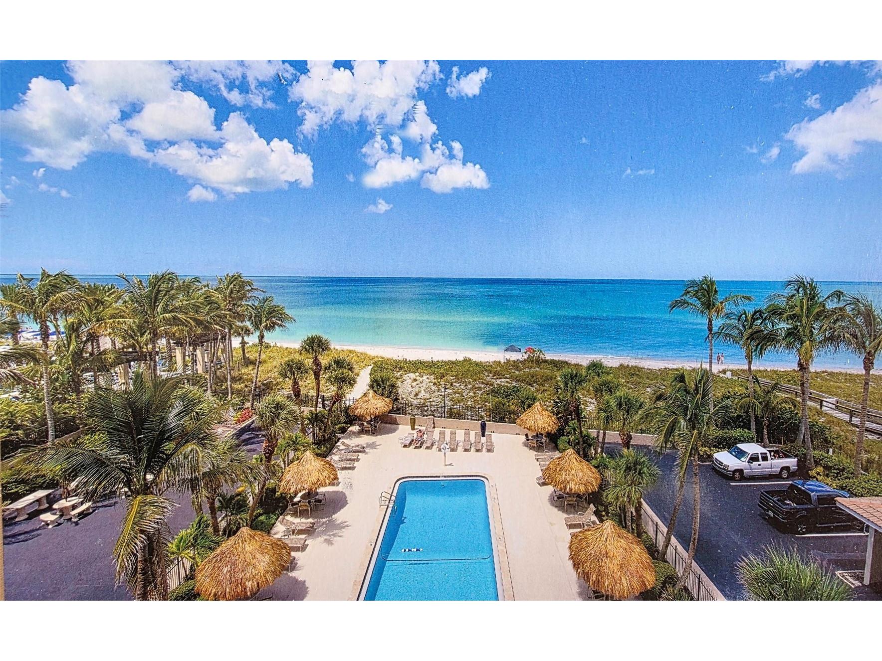 1212 Ben Franklin Drive #1205 Sarasota FL 34236 A4678386 image1