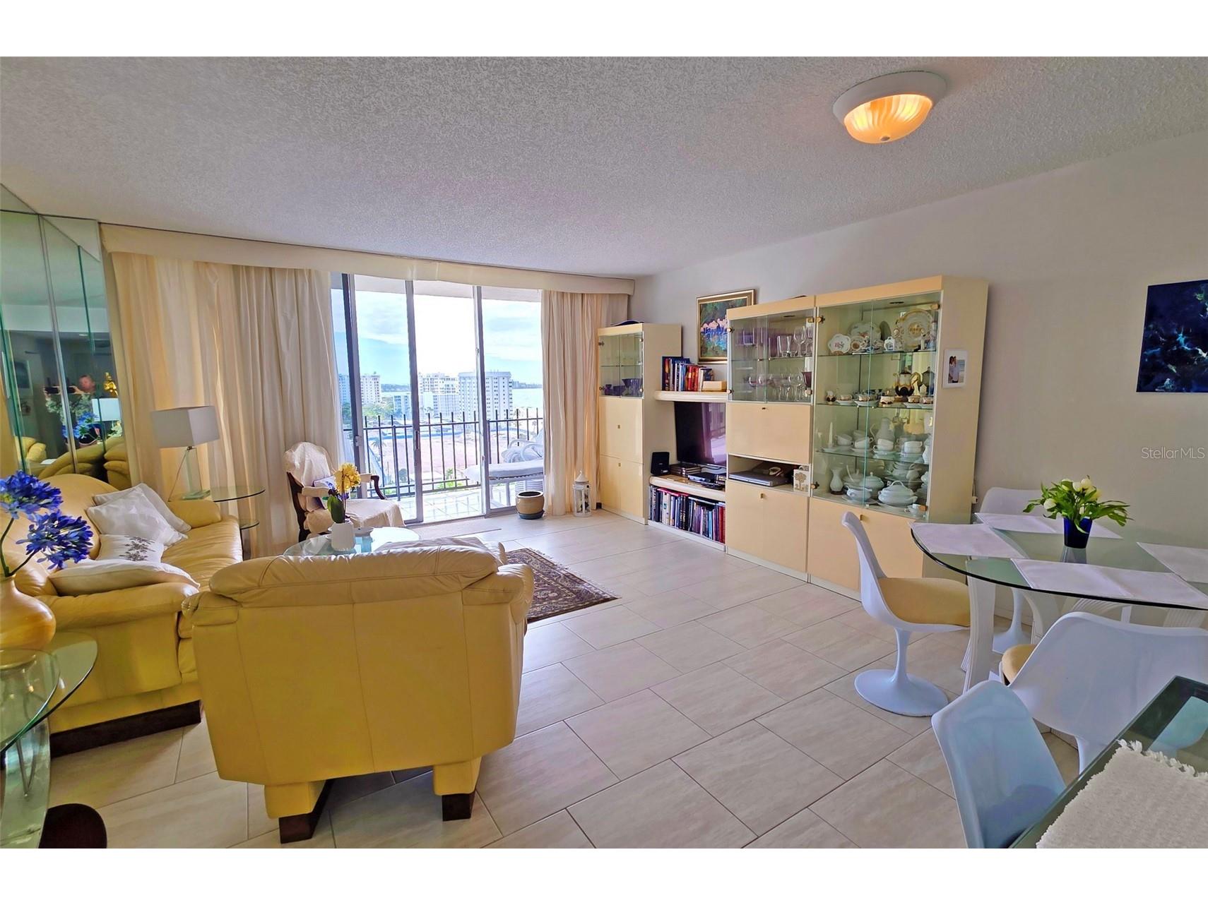1212 Ben Franklin Drive #1205 Sarasota FL 34236 A4678386 image7