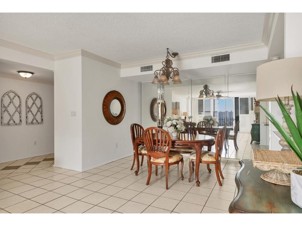 1212 Benjamin Franklin Drive #1003 Sarasota FL 34236 A4673071 image14