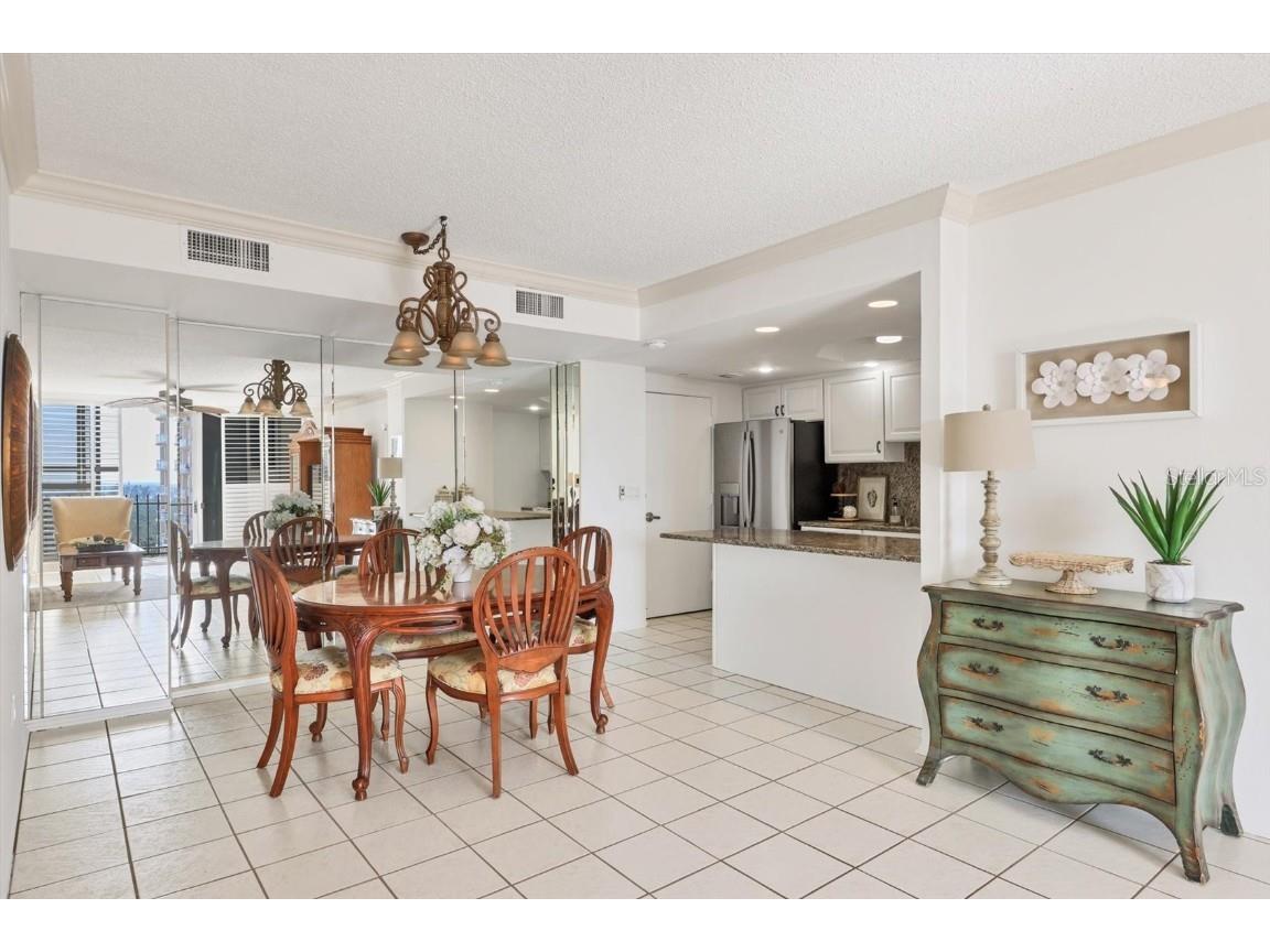 1212 Benjamin Franklin Drive #1003 Sarasota FL 34236 A4673071 image15