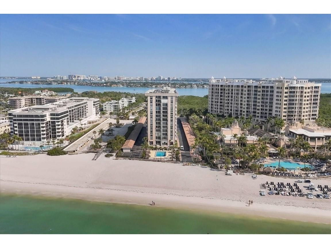 1212 Benjamin Franklin Drive #1003 Sarasota FL 34236 A4673071 image33