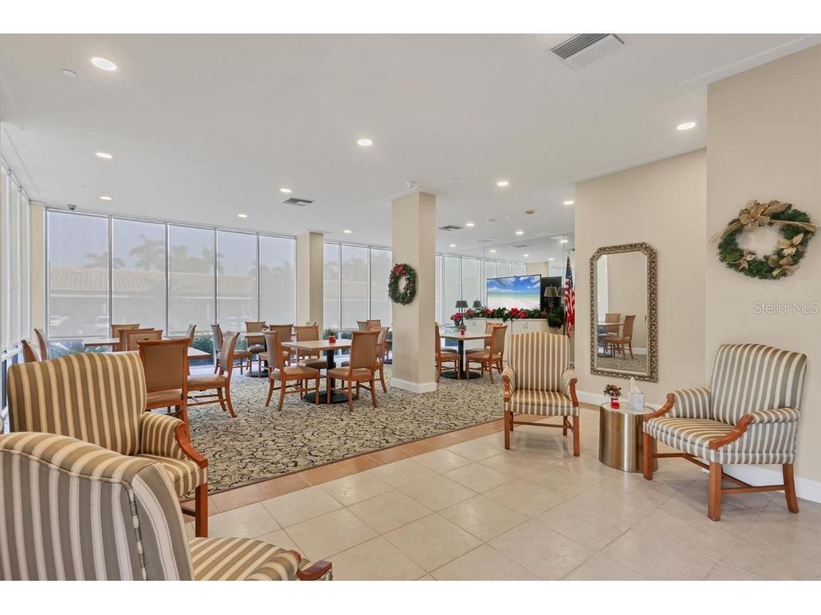 1212 Benjamin Franklin Drive #1003 Sarasota FL 34236 A4673071 image37