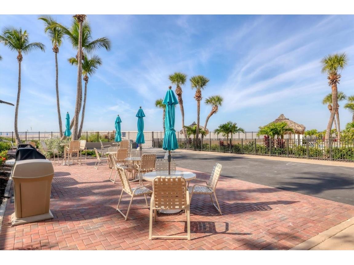 1212 Benjamin Franklin Drive #1003 Sarasota FL 34236 A4673071 image47