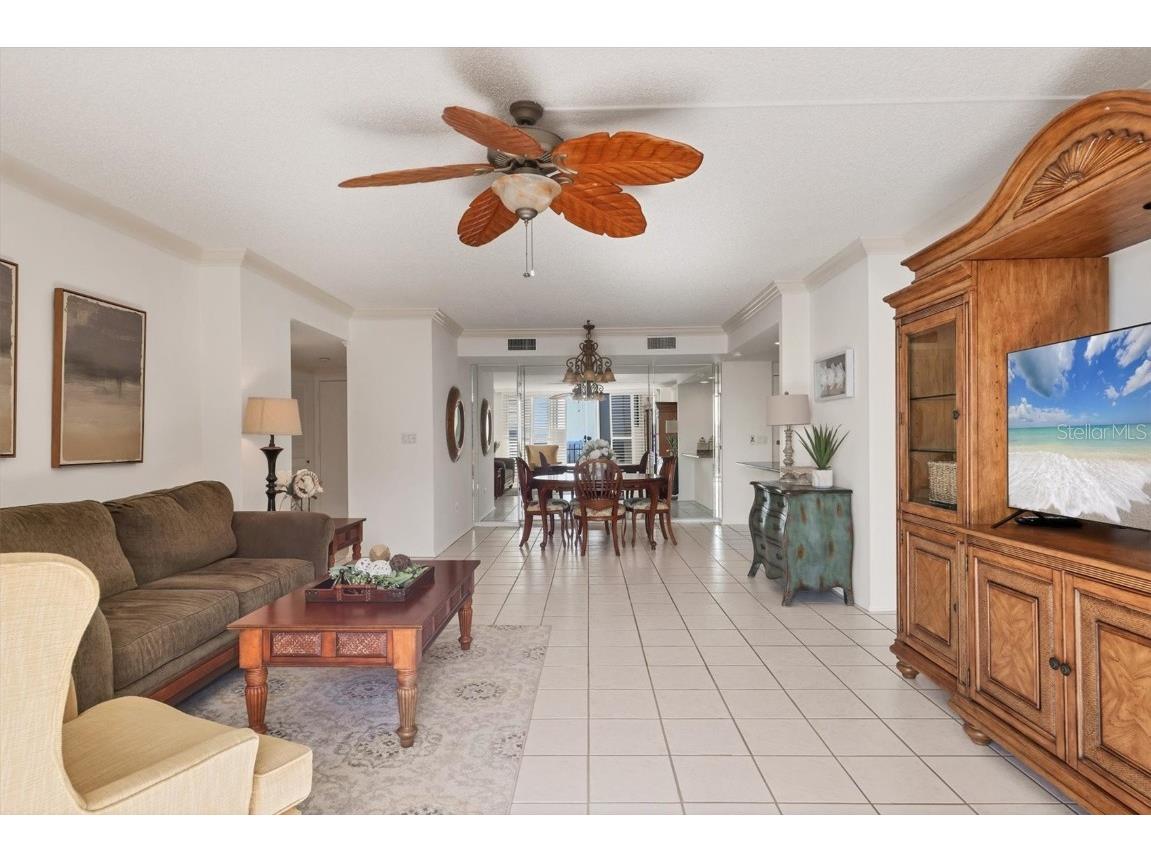 1212 Benjamin Franklin Drive #1003 Sarasota FL 34236 A4673071 image9
