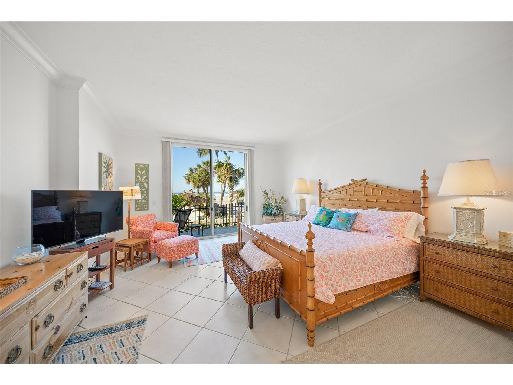 1212 Benjamin Franklin Drive #102 Sarasota FL 34236 - GULF OF MEXICO C7507070 image17