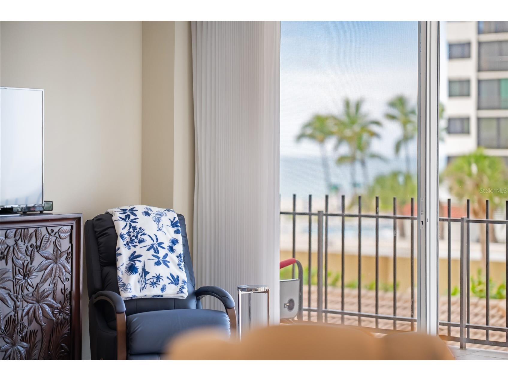 1212 Benjamin Franklin Drive #206 Sarasota FL 34236 A4674893 image49