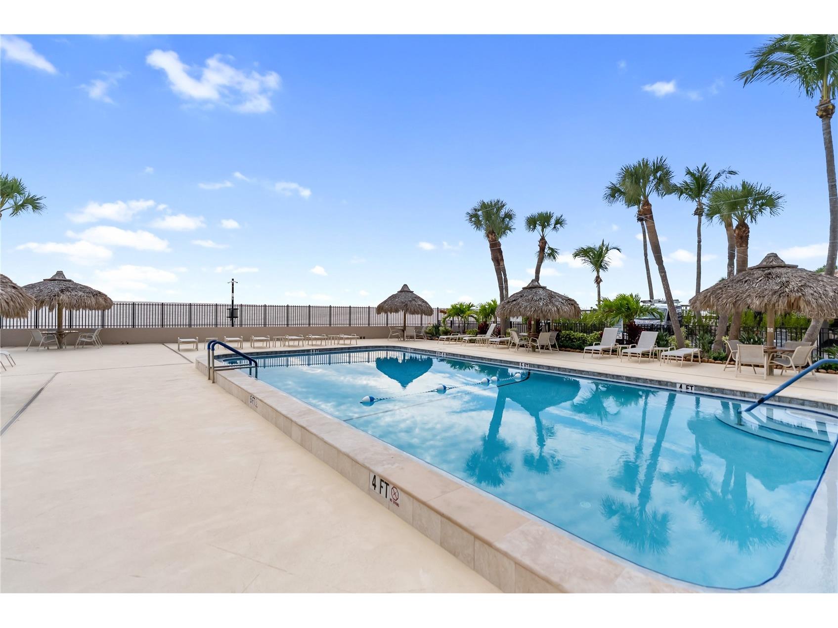 1212 Benjamin Franklin Drive #206 Sarasota FL 34236 A4674893 image75