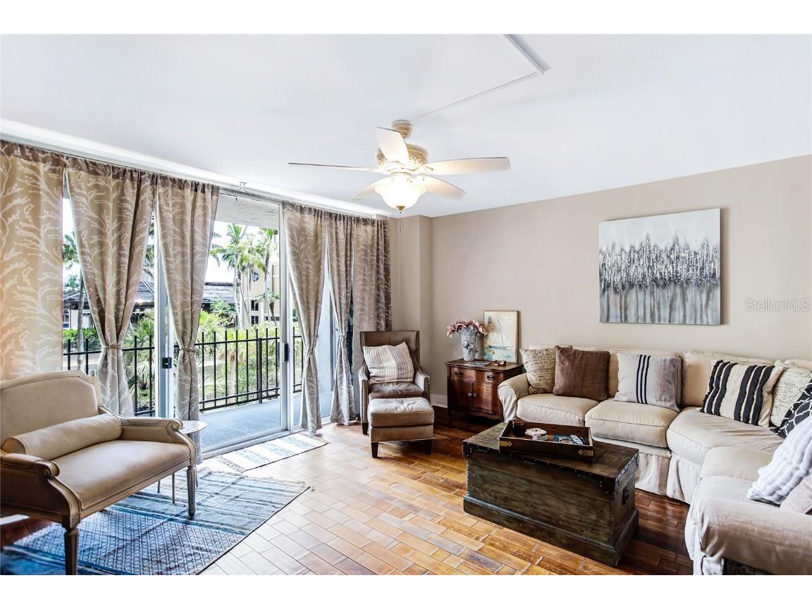 1212 Benjamin Franklin Drive #303 Sarasota FL 34236 O6113556 image15