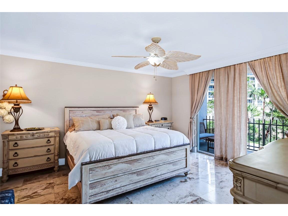 1212 Benjamin Franklin Drive #303 Sarasota FL 34236 O6113556 image16